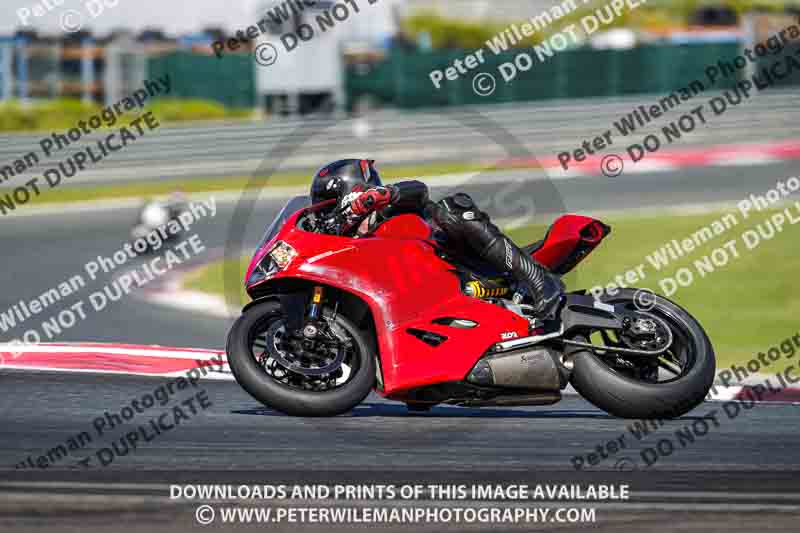 Circuito de Navarra;Spain;event digital images;motorbikes;no limits;peter wileman photography;trackday;trackday digital images